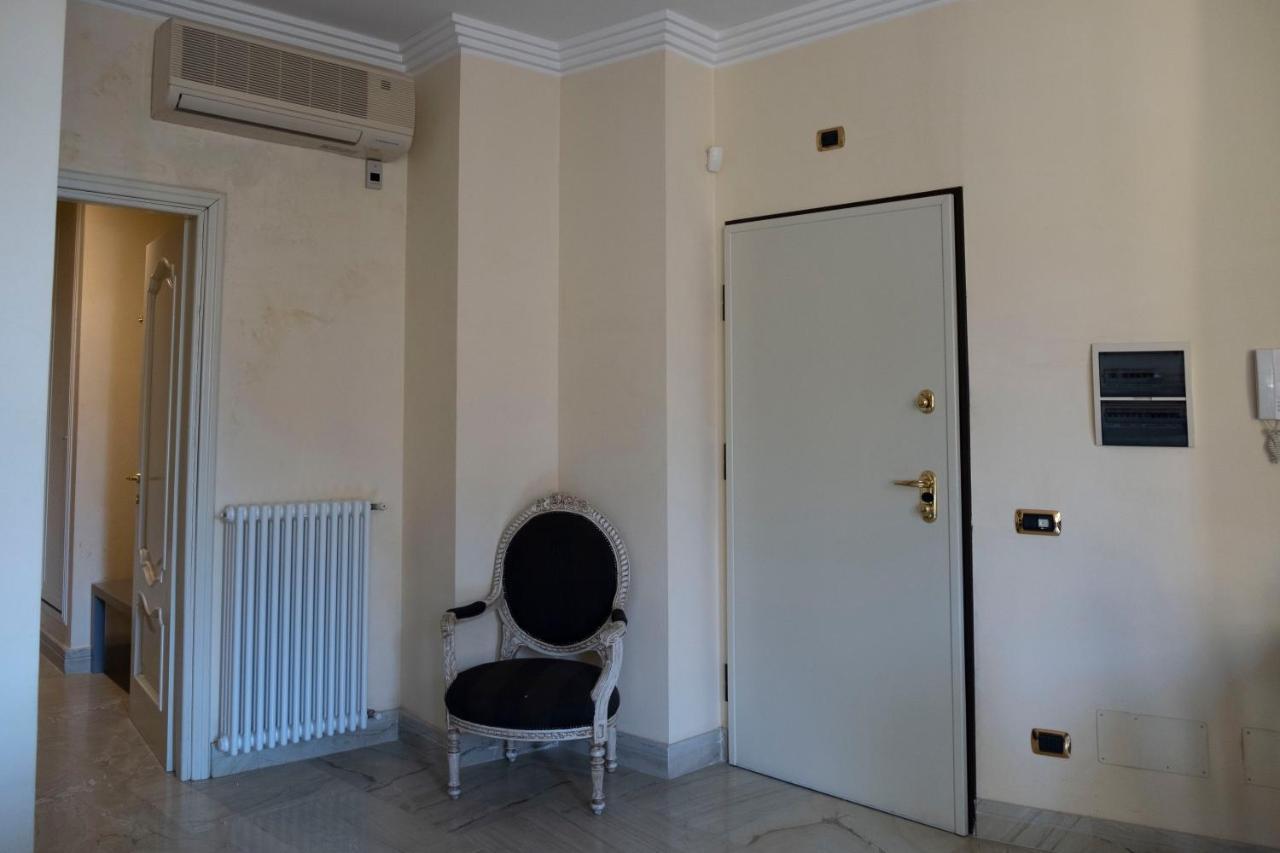 רומא Tritone Apartment מראה חיצוני תמונה